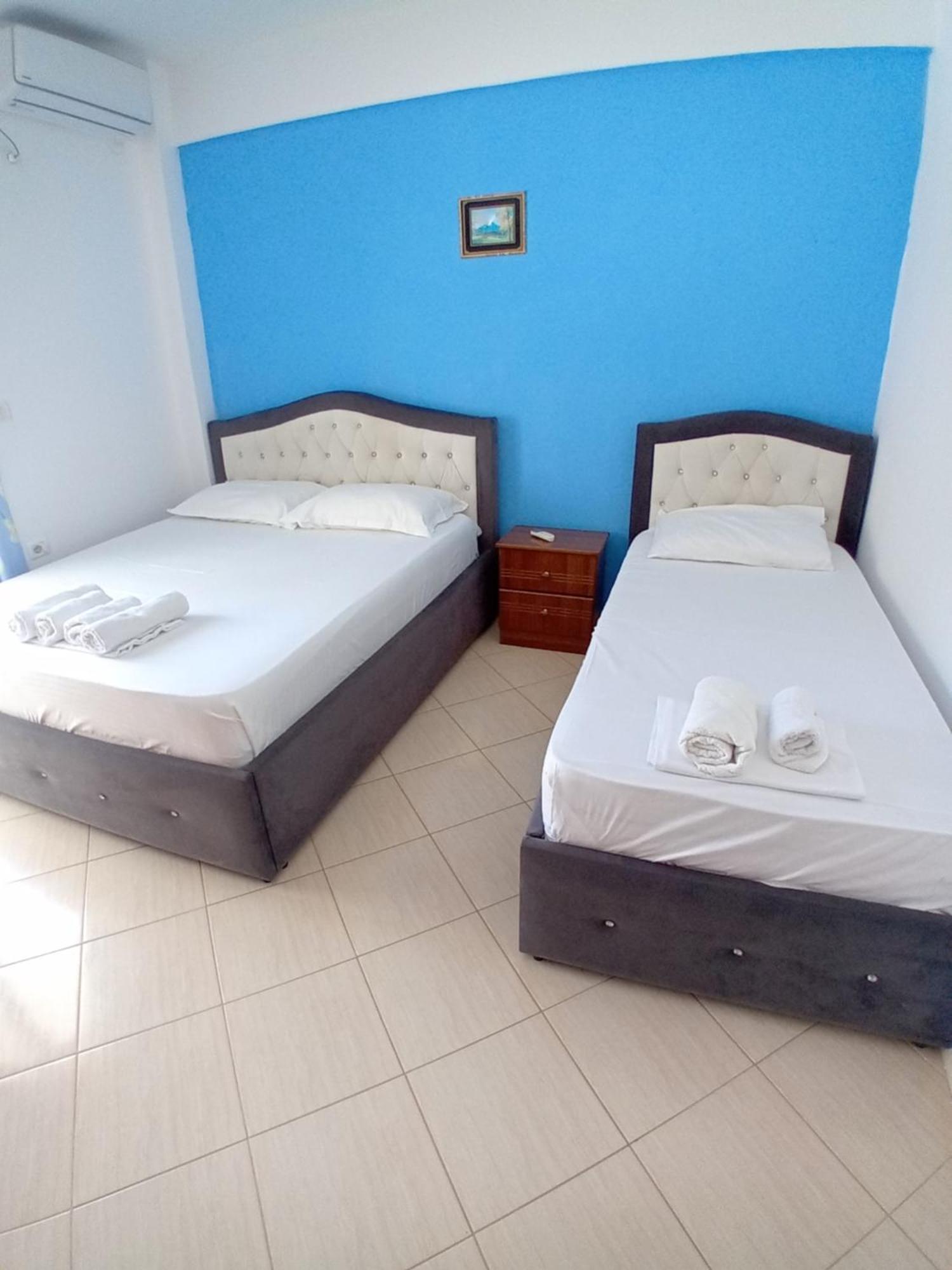 Apartament Luani Ксамил Стая снимка