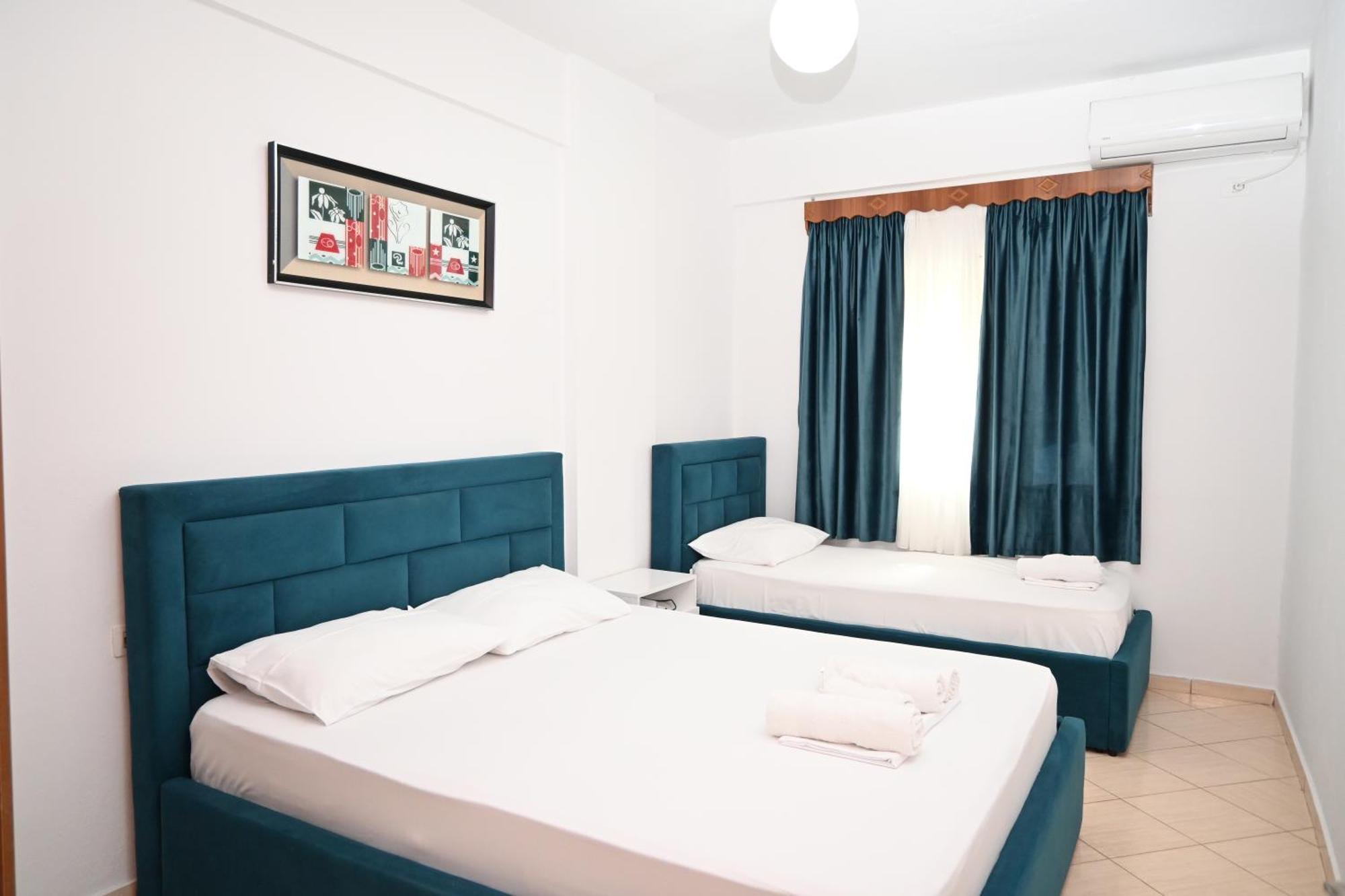 Apartament Luani Ксамил Стая снимка